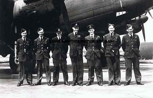 F/O Gibson & crew 1944